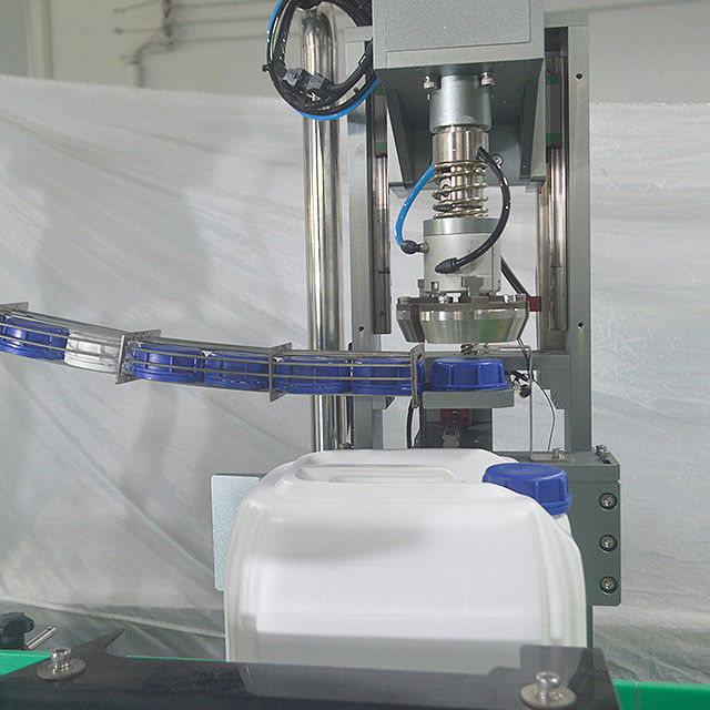 Machine de remplissage d'huile d'olive en acier inoxydable 304 à plusieurs buses pour une ligne de mise en bouteille populaire