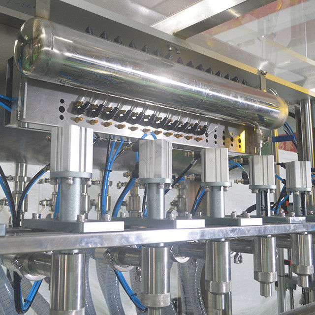 Machine de remplissage d'huile à pompe à engrenages à 3 têtes pour la ligne de production d'étiquetage et d'emballage