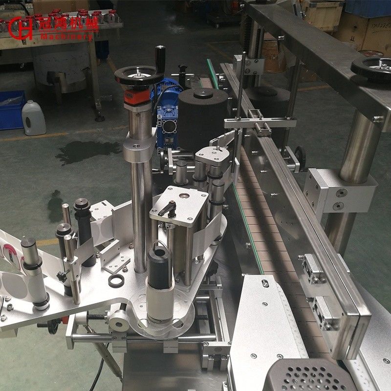 précision Machine d'étiquetage à face unique pour les huiles comestibles et lubrifiantes