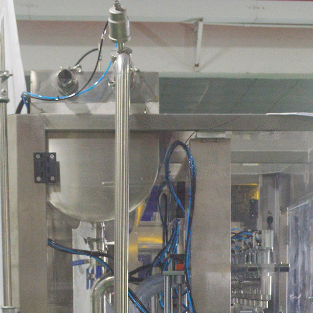 Machine automatique de remplissage de liquide de 5L d'huile de cuisson et d'huile de coco avec 8 têtes de remplissage