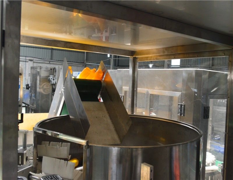 Machines d'emballage Bouteille ronde en plastique Uncrambler machine de tri pour une capacité de 300 kg