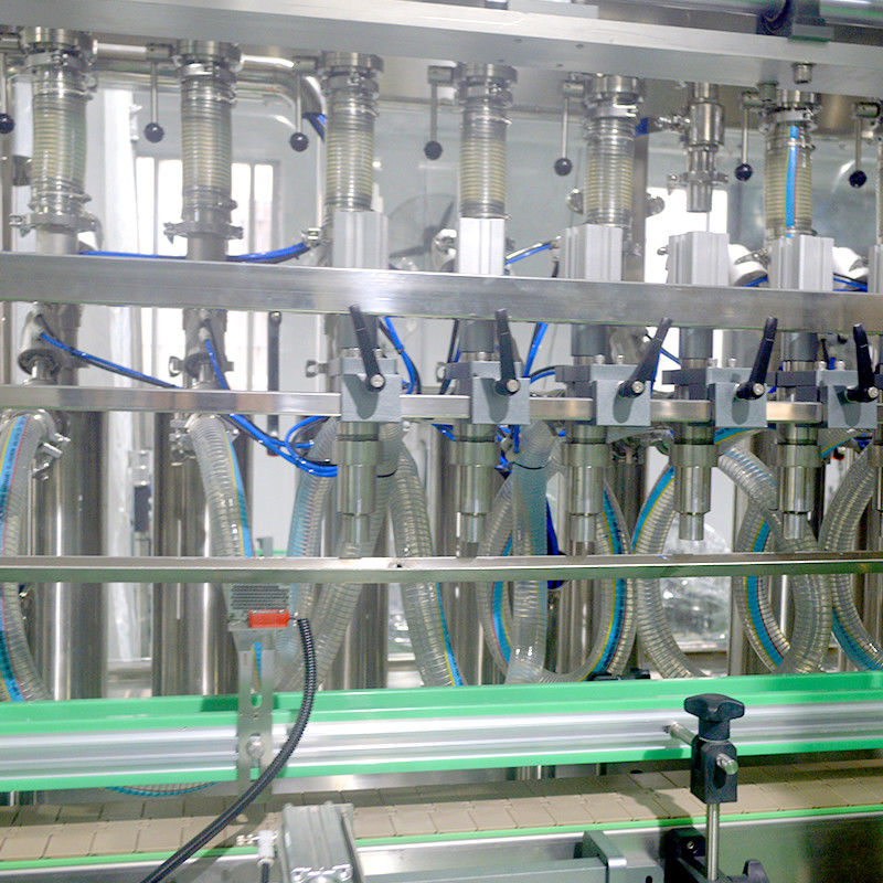 23000*2500*2600mm Imprimante d'étiquettes et machine à autocollants pour le scellage des bouches d'huile moteur