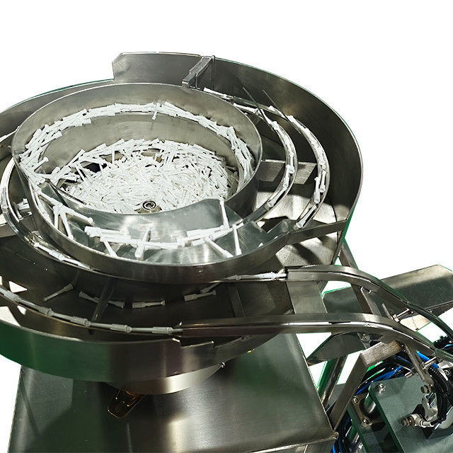 Petite dose 10 ml Pneumatique 2 têtes machine de remplissage et de fermeture à vis pour gel d'huile liquide