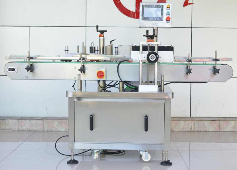 1 de composants de base auto-adhésif verticale machine ronde d'étiquetage de bouteille pour boissons