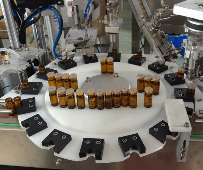 220V/380V 50HZ Vitesse de tension automatique complète Ampoule en verre Machine de remplissage de bouteille