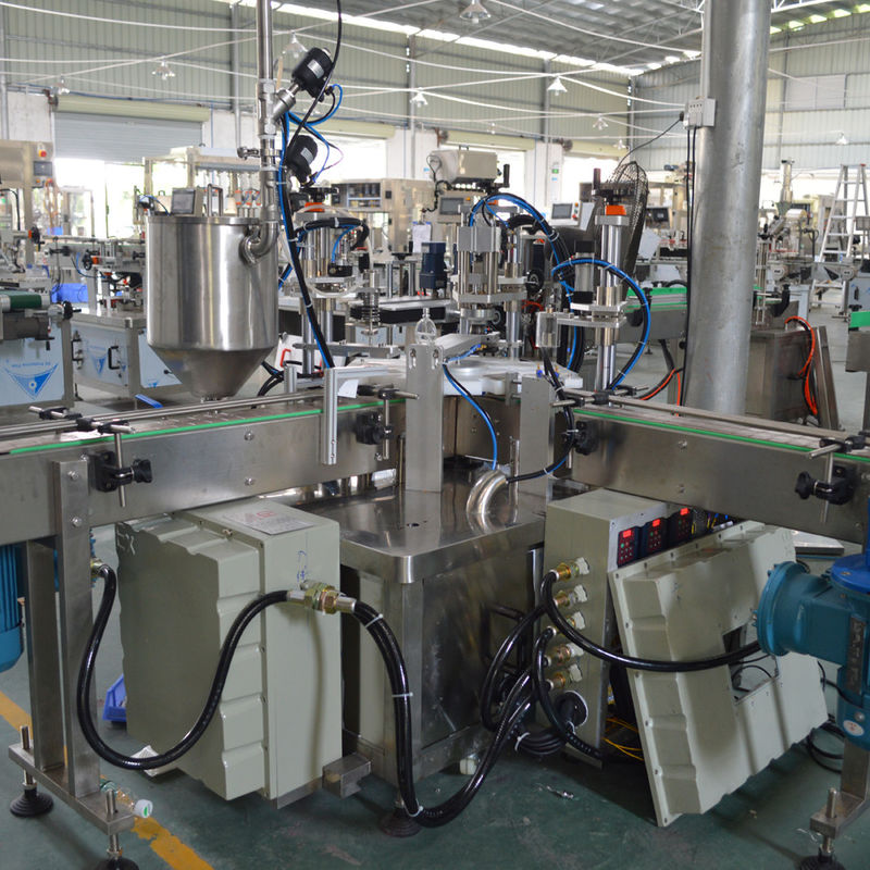 Ligne de production de machines de remplissage de parfums de déodorant automatique pour bouteilles de 20 ml