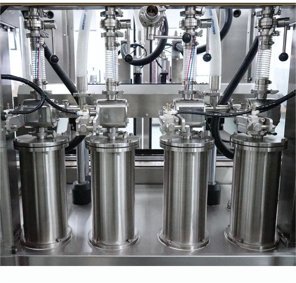 Machine de remplissage à piston servo à haute précision 1,5 kW/AC220V 50/60HZ pour huile lubrifiante