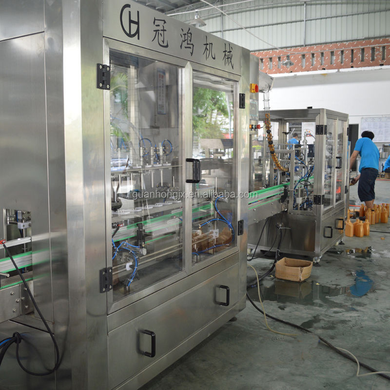 Machine de remplissage de bouteilles liquides à haute vitesse à 4 têtes pour les bouteilles en plastique