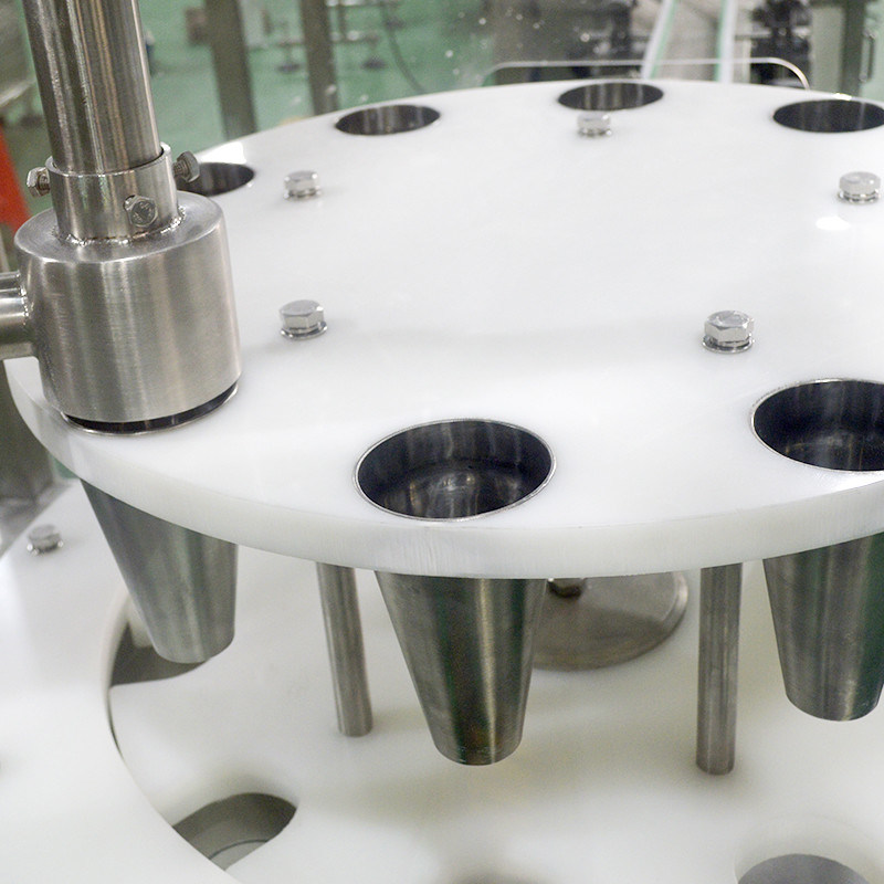 320 kg Composants de base PLC Équipement de remplissage de bouteilles en poudre pour la production automatique