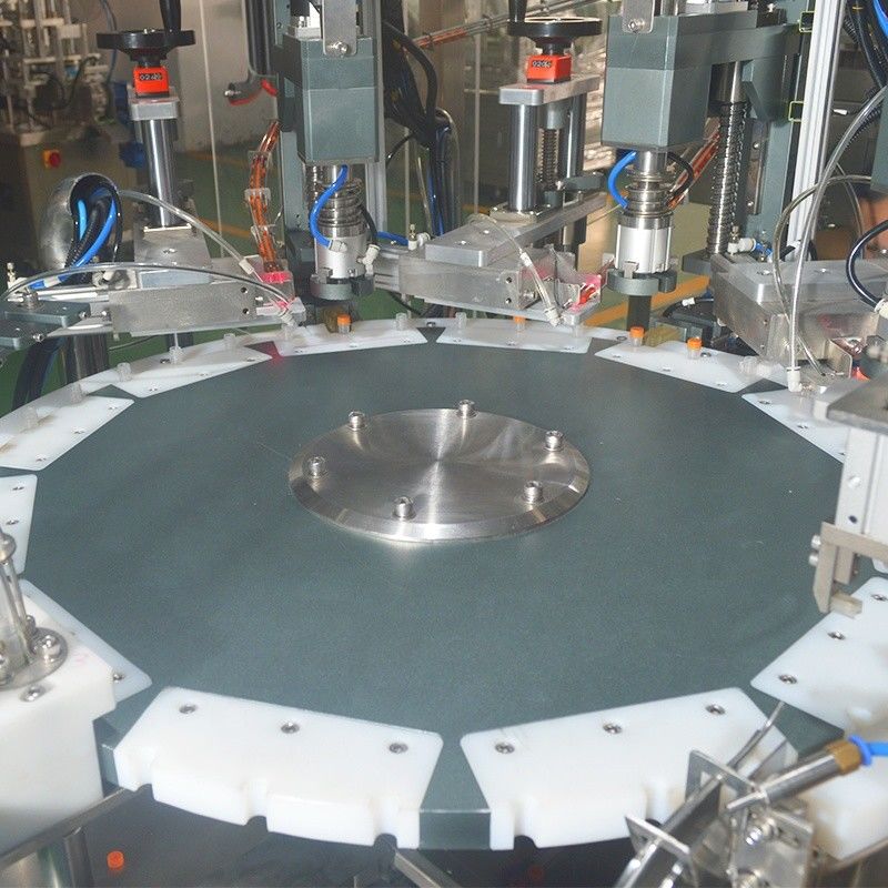 Machine d'étiquetage de remplissage liquide de tubes de réactifs de type Chuck avec une capacité de 800 kg