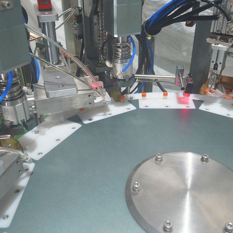 Machine d'étiquetage de remplissage liquide de tubes de réactifs de type Chuck avec une capacité de 800 kg