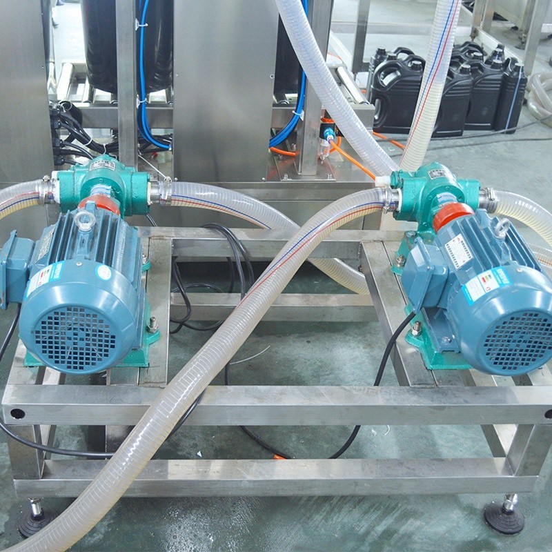 2 têtes machine de remplissage semi-automatique de poids pour liquide/huile/lubrifiant/chimique 5-50L